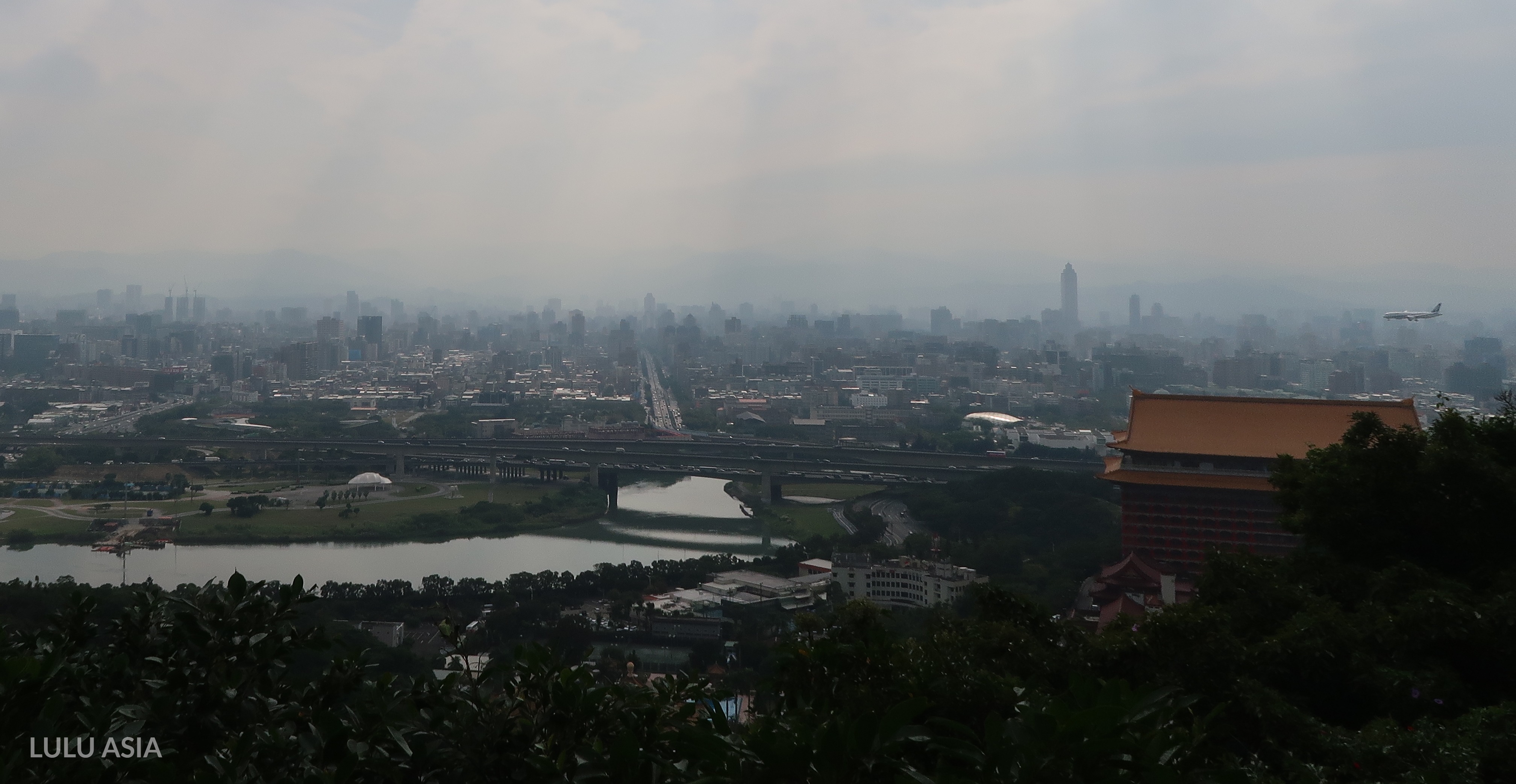 Vue sur Taipei depuis Laodifang Lookout